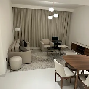  Aparthotel Marina Vista Tower 1 United Arab Emirates