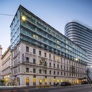 **** Hotel Novotel Austria