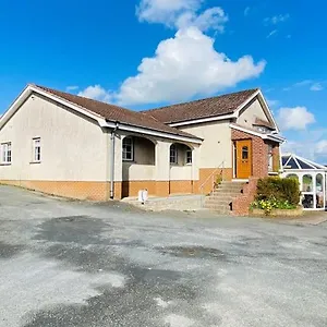  Villa Valley 3 Bedroom Retreat In Craigantlet Hills United Kingdom